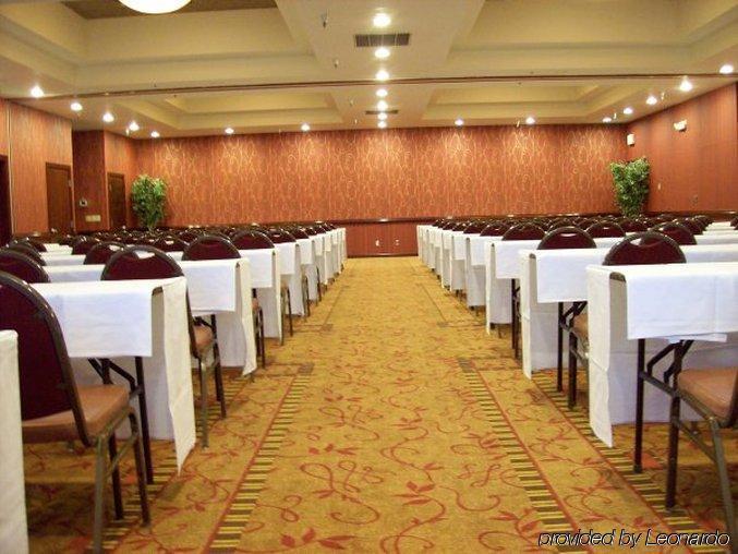 Ramada By Wyndham Tukwila Southcenter Hotel Facilities photo